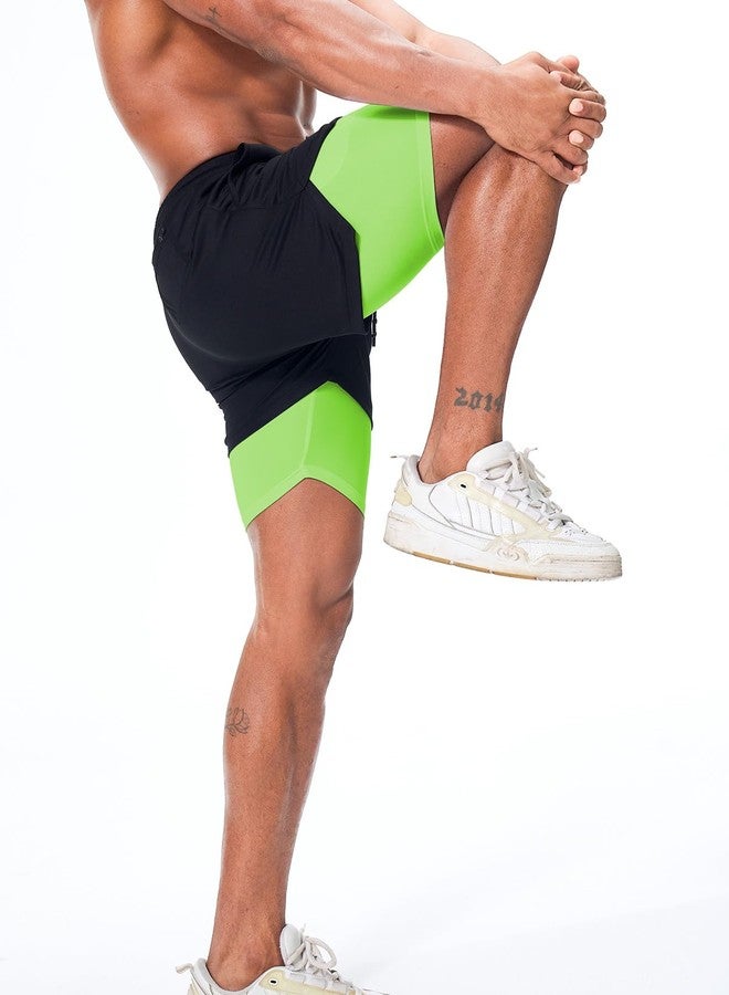 Surenow شورت رياضي رجالي من Surenow، سريع الجفاف، مناسب للتمارين الرياضية، تصميم 2 في 1، طول 5 بوصات، مزود بجيب للهاتف، متوفر باللونين الأسود والأخضر الفاتح. - Image 3